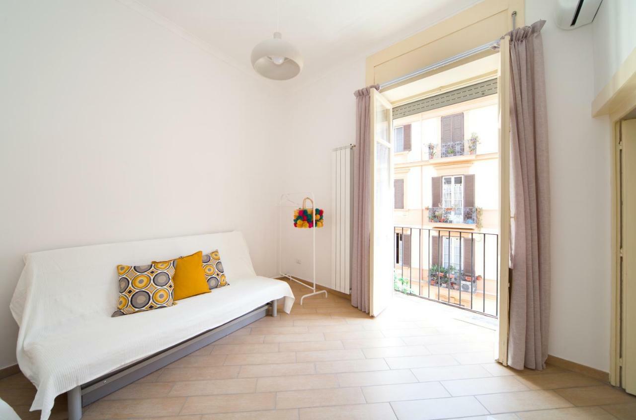 Napoli Centro Suite - Duomo Apartment Exterior photo